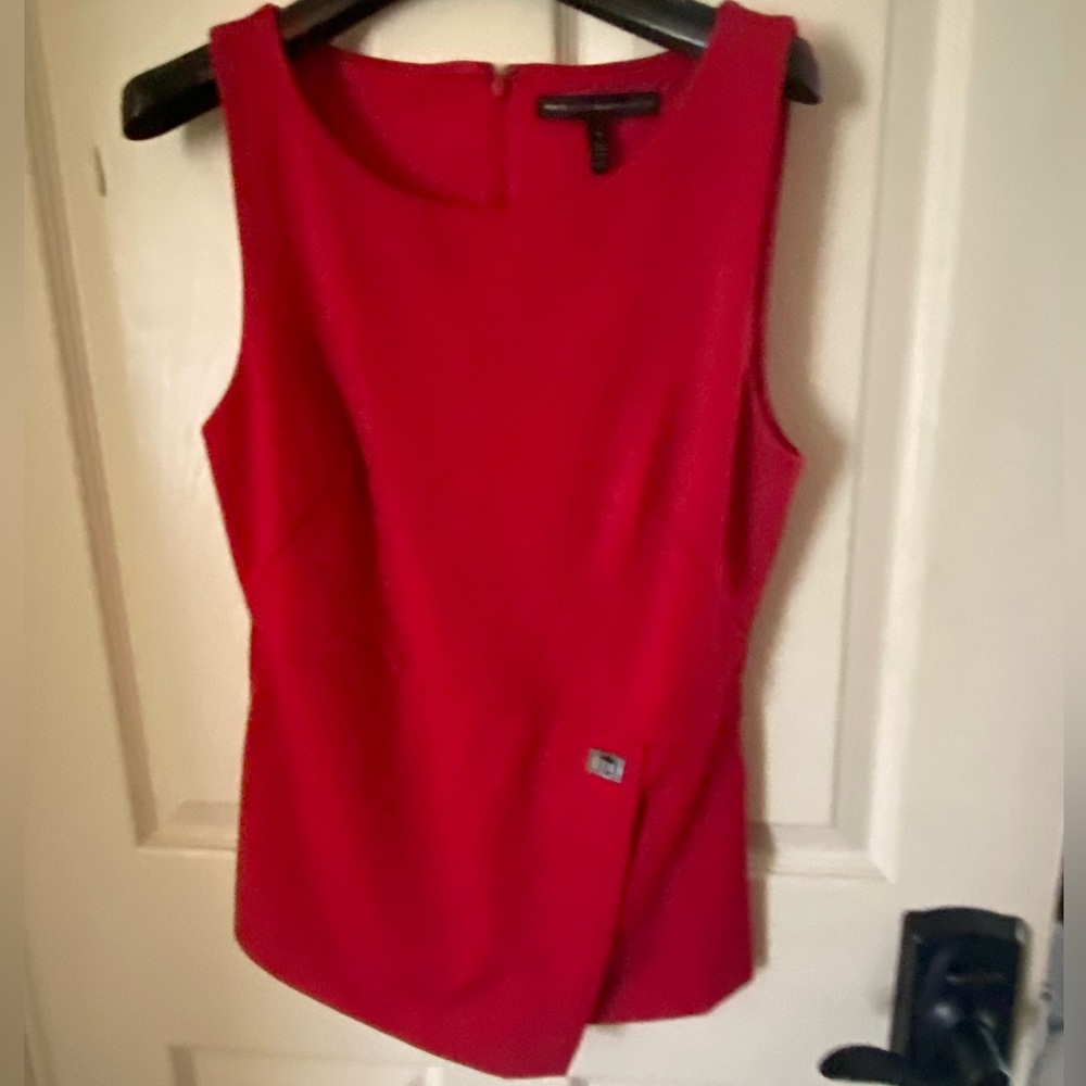 White House black market sleeveless top red size 0
